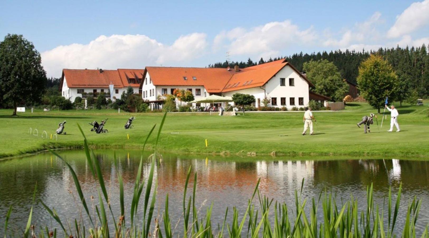 Hotel Goldene Sonne Landshut Ngoại thất bức ảnh