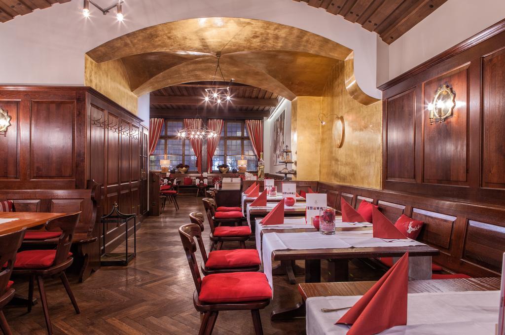 Hotel Goldene Sonne Landshut Ngoại thất bức ảnh
